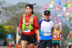 BIB: 41821, 40828
                            <button type="button" onclick="openModal(9927527)" class="btn btn-primary btn-sm float-right btn-popup" data-toggle="modal" data-target=".modal-high-quality">
                        <i class="fas fa-shopping-cart"></i> Add to Cart
                    </button>
                                            <button type="button" onclick="isThisMe(9927527, true)" class="btn btn-success btn-sm float-right btn-popup btn-isme hidden" data-toggle="tooltip" data-placement="bottom" title="นี่คือรูปของคุณใช่ไหม คลิกที่นี่เพื่อเอาเข้าอัลบั้ม">
                        <i class="fas fa-plus"></i> Add to album
                    </button>
                    <button type="button" onclick="isThisMe(9927527, false)" class="btn btn-warning btn-sm float-right btn-popup btn-isnotme hidden">
                        <i class="fas fa-ban"></i> Remove from album
                    </button>